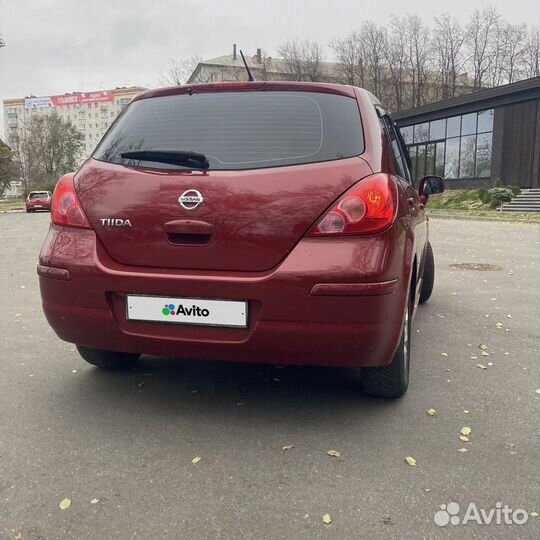 Nissan Tiida 1.6 AT, 2011, 122 000 км