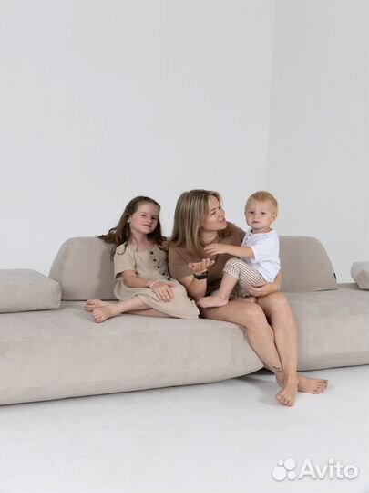 Диван прямои 4400х1700 мм