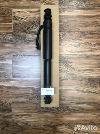 Задний амортизатор Lexus GX460 48530-60210