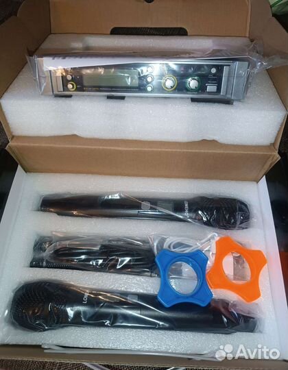 Микрофоны. Радиосистема LomehoLO-U11.Реплика Shure