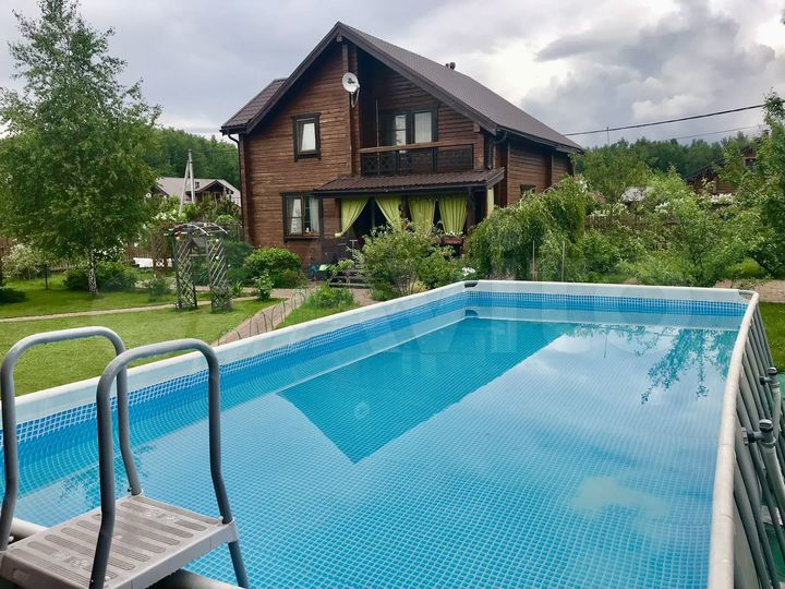 Дом 141,7 м² на участке 12,9 сот.