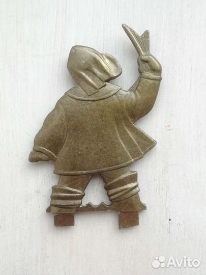 Рыбак от подставки для карандашей