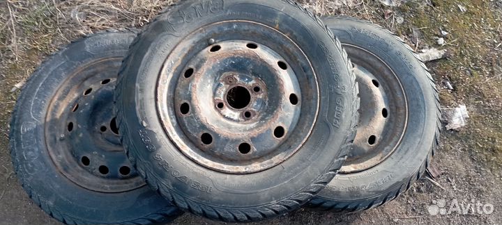 Sava Eskimo Stud 185/70 R14