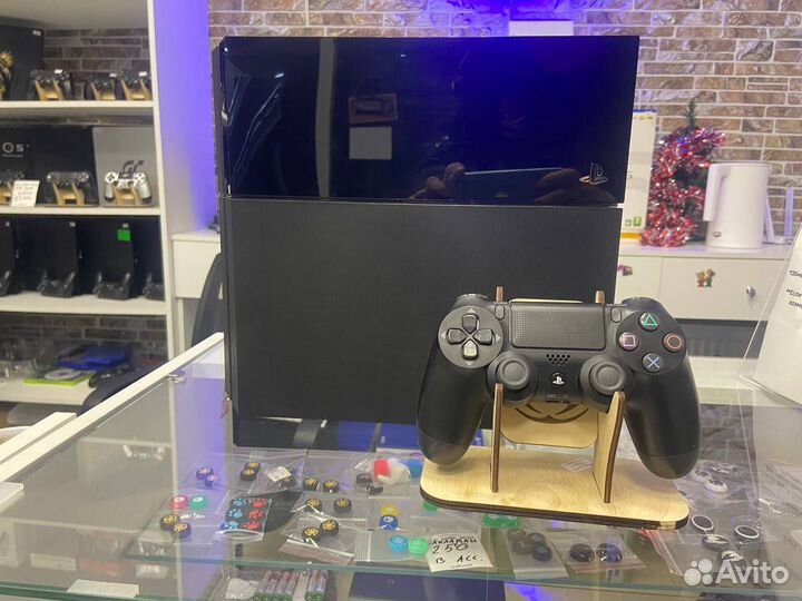PS4 Fat 500 GB Rev 1 + 1 год гарантии