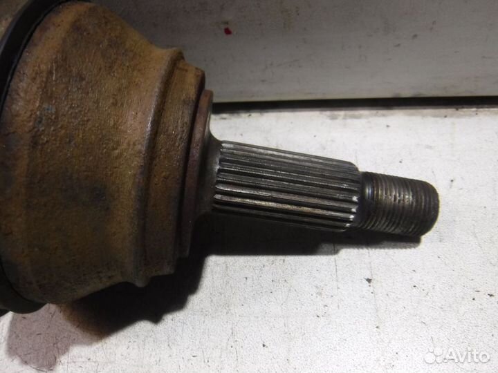 Полуось передняя правая VW Golf III