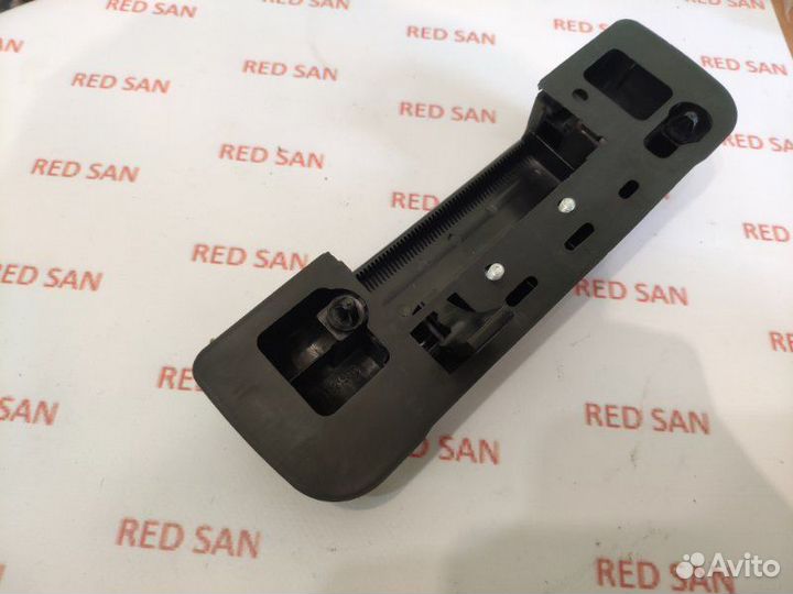 Ручка двери багажника Suzuki Escudo/Grand Vitara