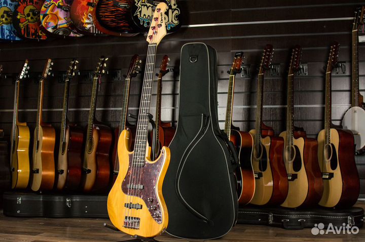 Бас Гитара 5 струн Clevan + Аксессуары