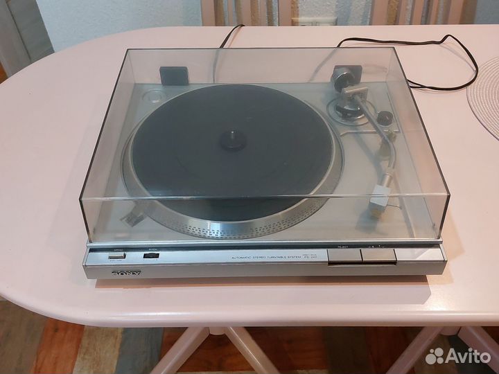 Проигрыватель винила sony