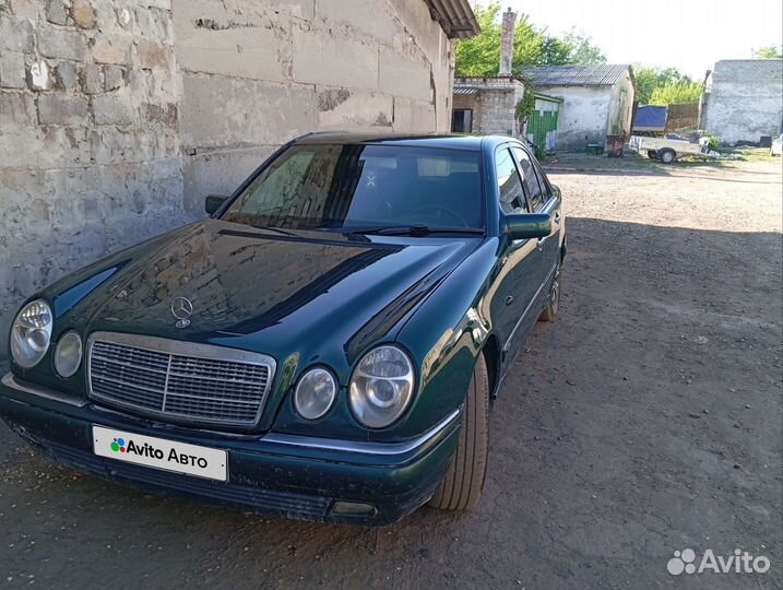 Mercedes-Benz E-класс 2.4 AT, 1998, 350 000 км