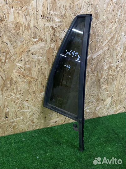 Volvo XC90 2003-2014 форточка задней правой двери