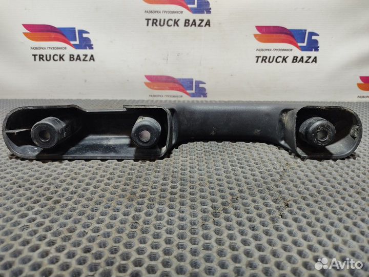 Ручка решетки радиатора левая Daf XF105