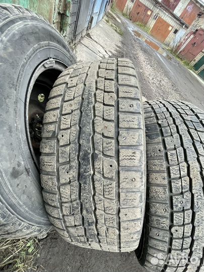 Dunlop SP Winter Ice 01 185/65 R15