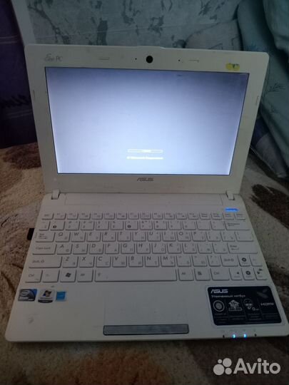 Нетбук asus
