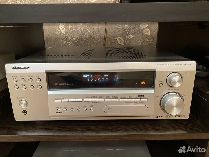 Ресивер pioneer,комплект акустики 5:1 Jamo S 526