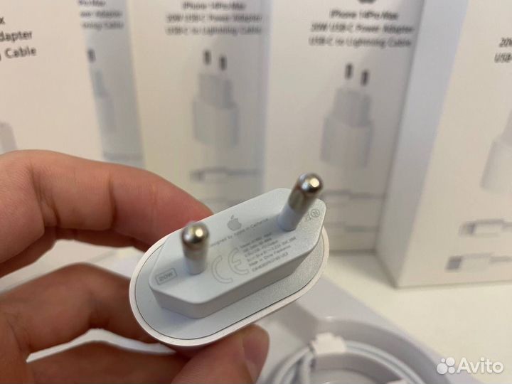 Быстрая зарядка на iPhone Блок питания 20W+Кабель