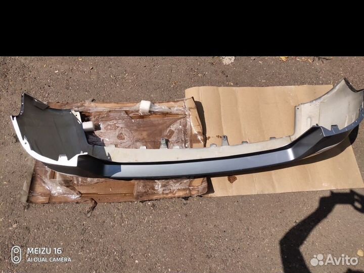 Бампер задний Opel Zafira B 05- в хорошем состояни