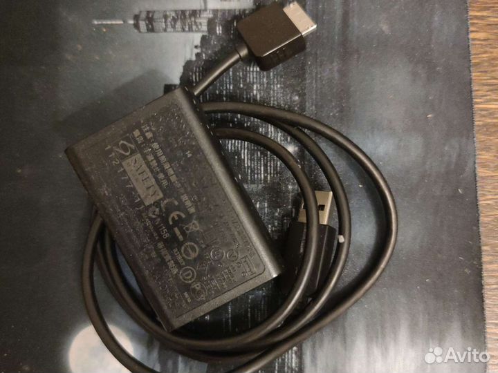 Оригинальный блок зарядки на PSP Vita Fat