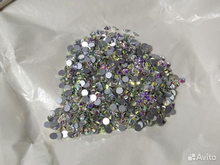 Стразы клеевые
