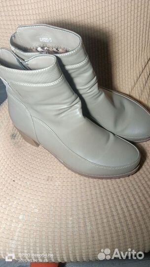 Сапожки женские