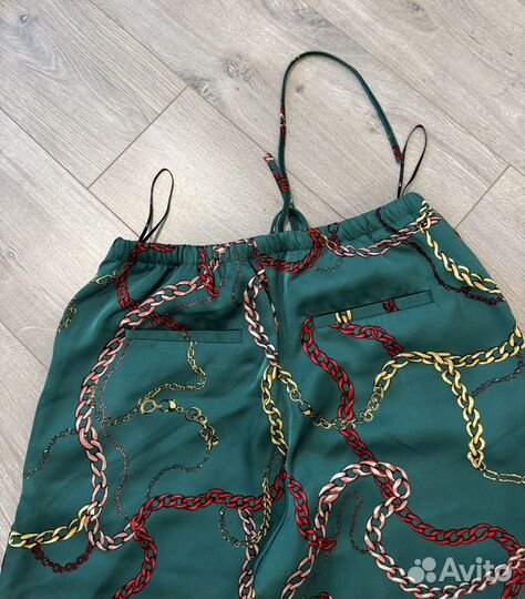 Костюм женский