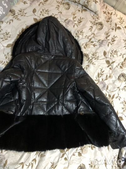 Куртка-пуховик