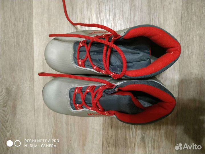 Лыжные ботинки детские