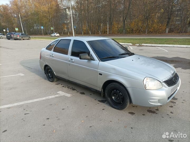 LADA Priora 1.6 МТ, 2011, 200 000 км