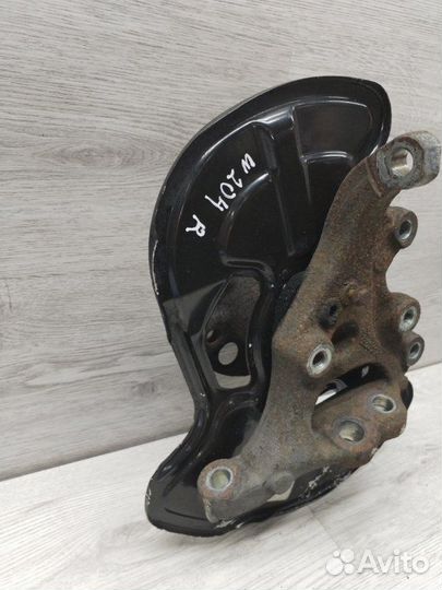 Поворотный кулак правый Mercedes C-Class W204