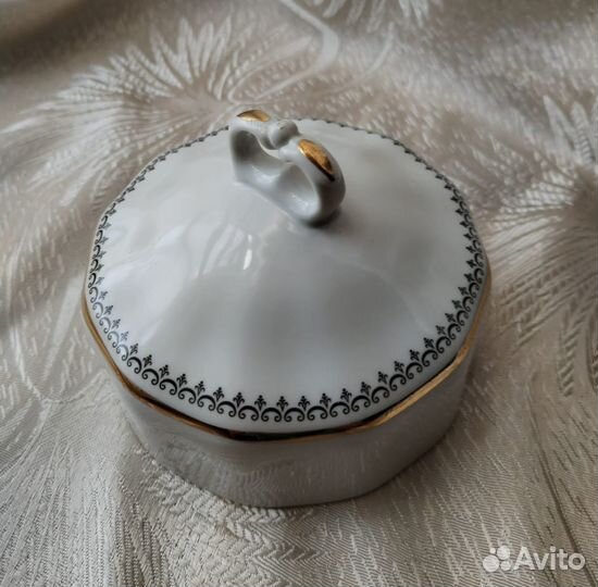 Крышка от масленки