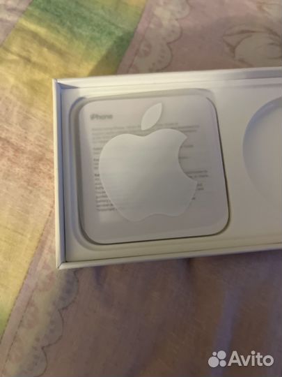 Apple наклейка (новая от айфон 13)