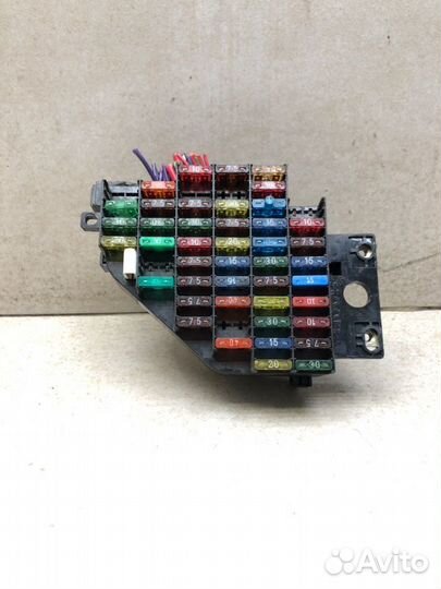 Блок предохранителей Saab 9-5 седан B205 1986см