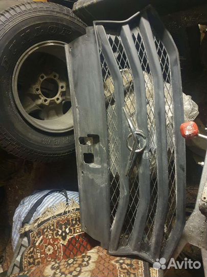 Решетка радиатора