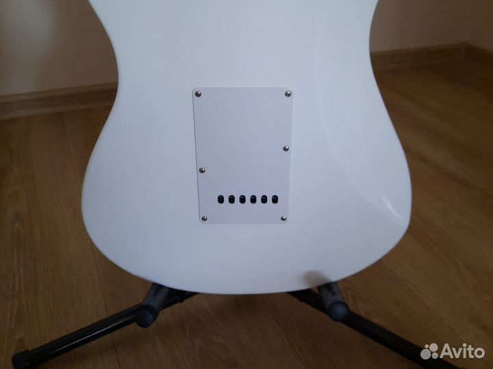 Электрогитара