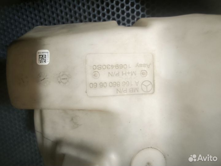 Бачок омывателя Mercedes Gl X166 ML W166