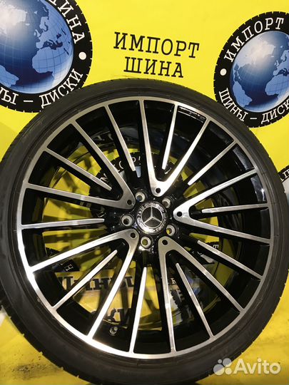 R21 Pirelli P Zero PZ4 285/30, PCD 5x112 DIA 66.6