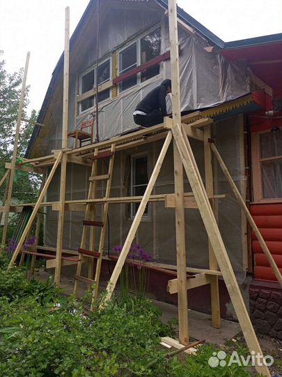 Бригада строителей