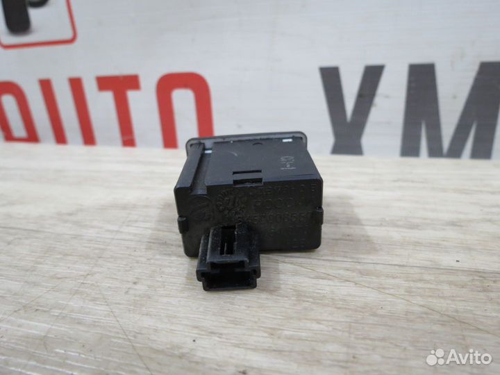 Кнопка корректора фар LADA Vesta