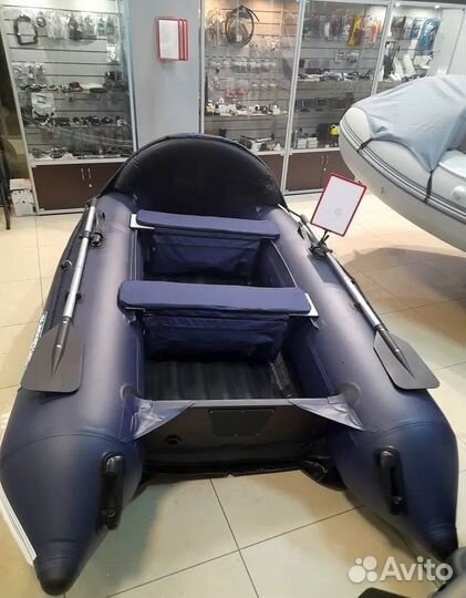 Лодка пвх Gladiator E350 PRO темно-синий