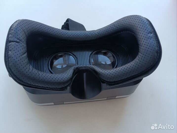 Очки виртуальной реальности для телефона