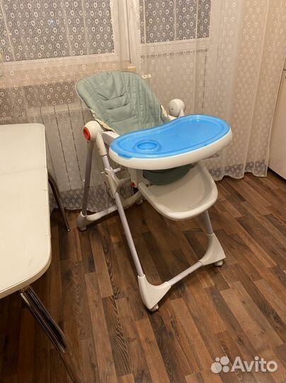 Стул для кормления