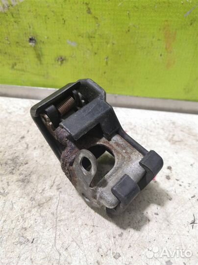 Ручка открывания капота Хонда Лого