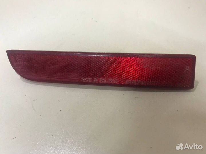 Светоотражатель в бампер задний левый