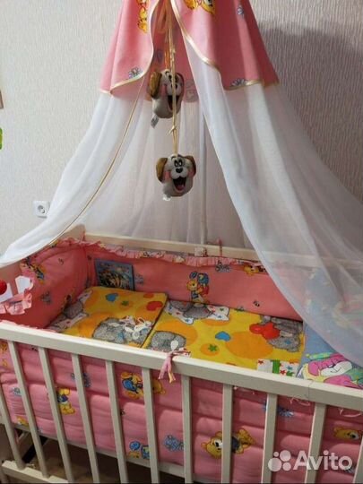 Бортики в кроватку