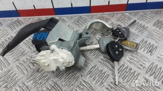 Замок зажигания toyota avensis T27 (BEA06J101)