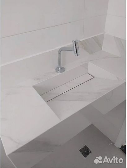 Дизайнерская раковина из керамогранита 120х60 см