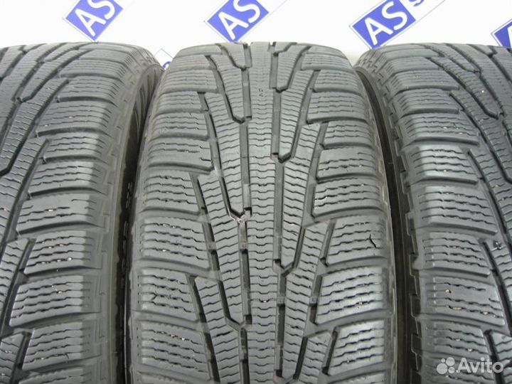 Nokian Tyres Hakkapeliitta R SUV 235/60 R17 88R