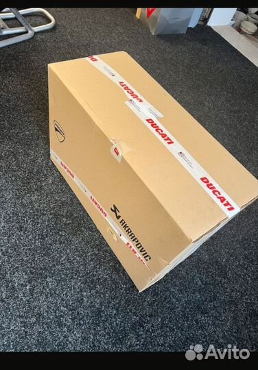 Ducati V4 / V4S / V4R 2022 + Akrapovic Titanium