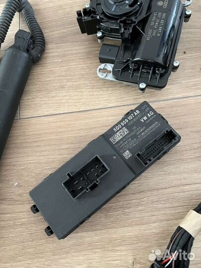 Электропривод багажника на VAG