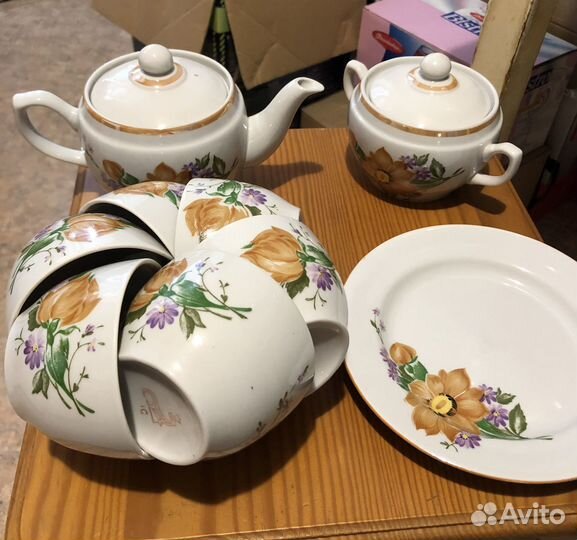Чайный фарфоровый сервиз на 6 персон СССР