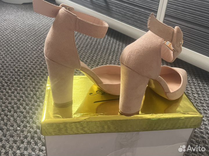 Туфли лодочки